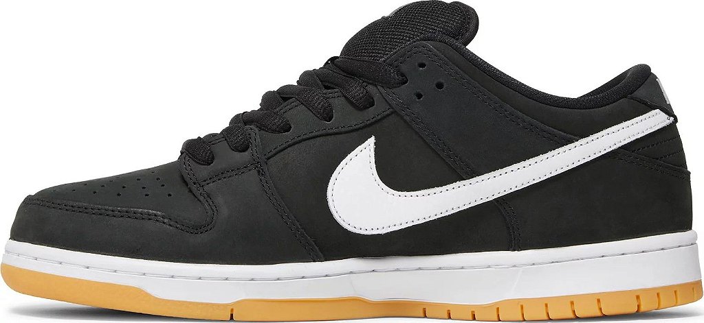 nike-sb-dunk-low-black-gum